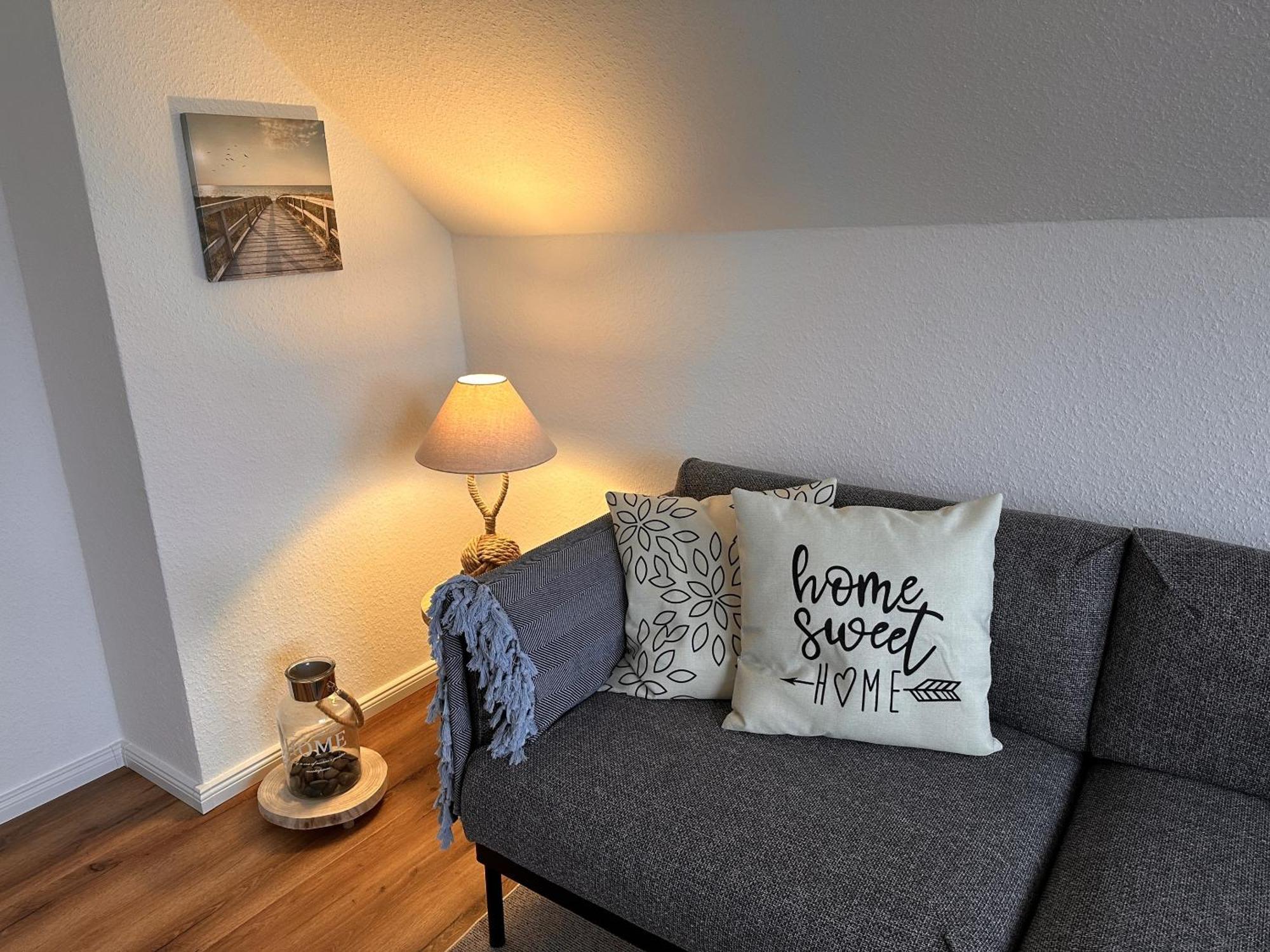 Ferienwohnung Deichblick Emden Exteriör bild